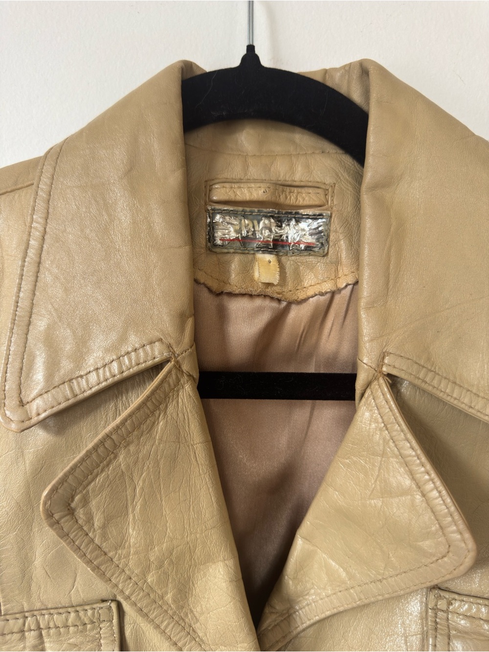 Vintage leather jacket - Picture 5 of 7